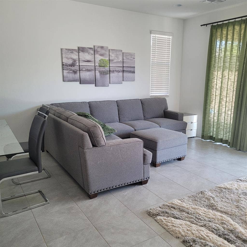 Female (+) one room in new house