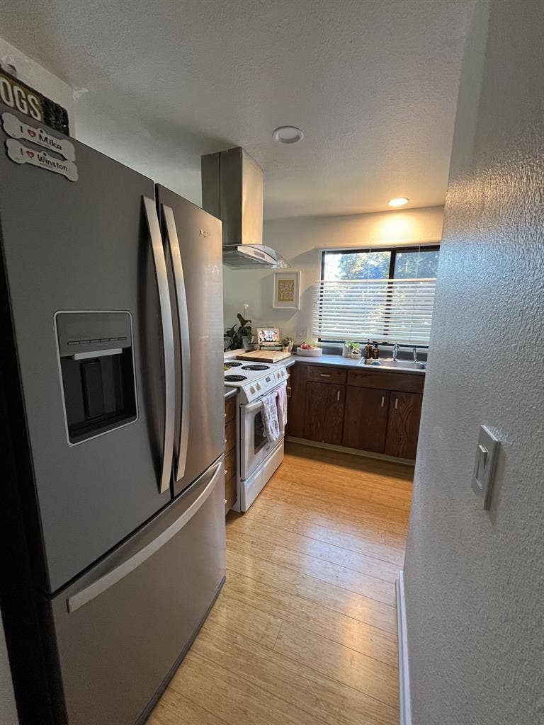 Furnished Room near L&C and OHSU
