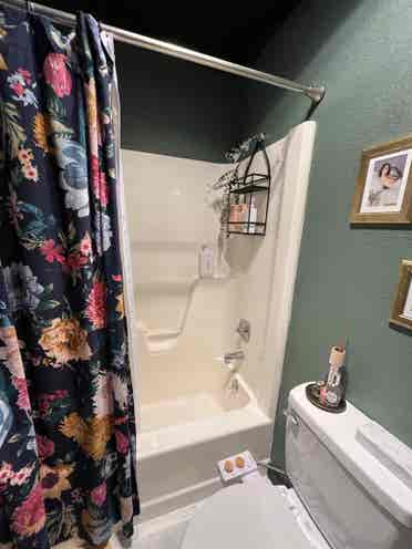 Furnished Room near L&C and OHSU