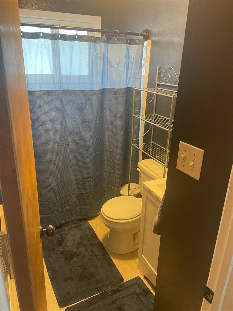 Furnished Room in NE ABQ - July 1st