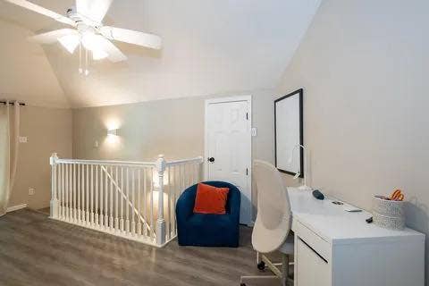 New Listing - 2nd Floor Space