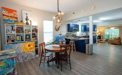 New Listing - 2nd Floor Space