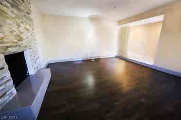 Looking for roommate in SE Vegas!