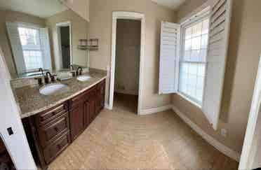 Master Bdrm Private Attached Bath