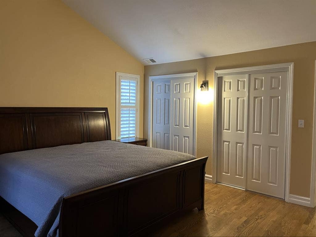 Master Bdrm Private Attached Bath