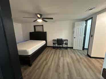 Furnished home in Savannah, Ga