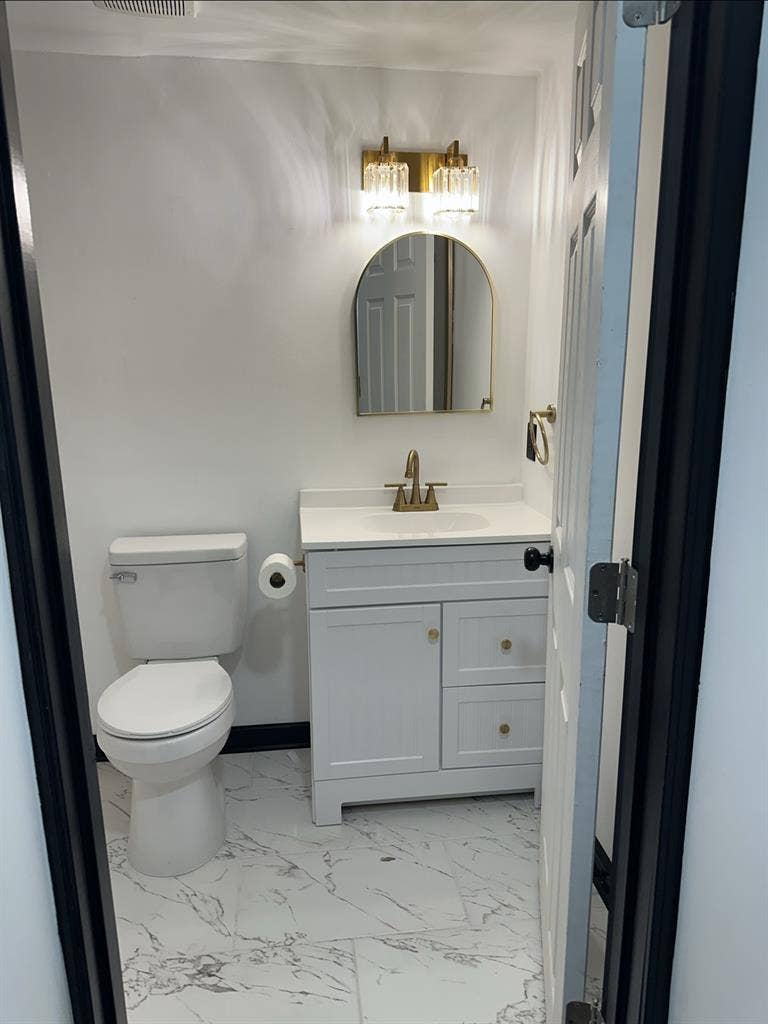 Furnished home in Savannah, Ga