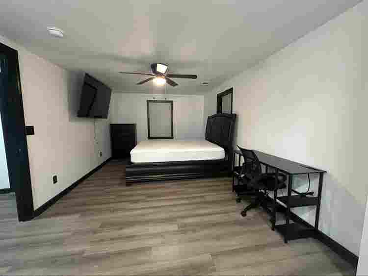 Furnished home in Savannah, Ga