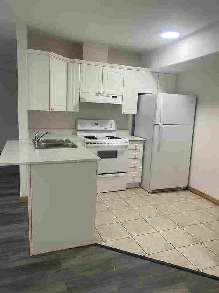 NOW LEASING!!!