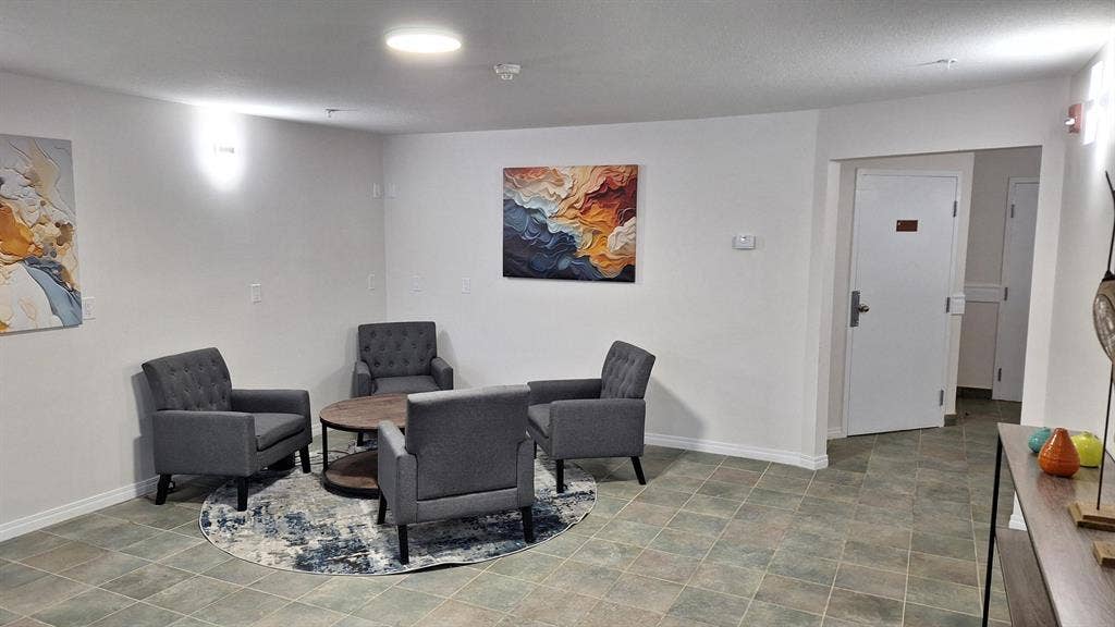 NOW LEASING!!!