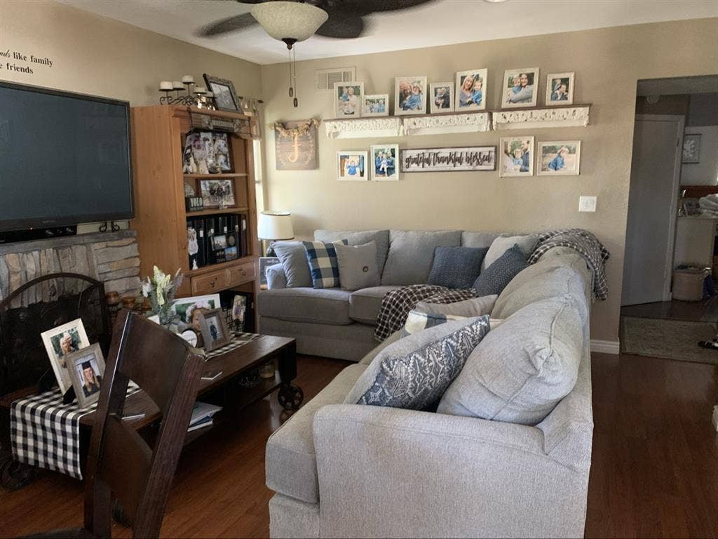 Room available in Redlands August 1