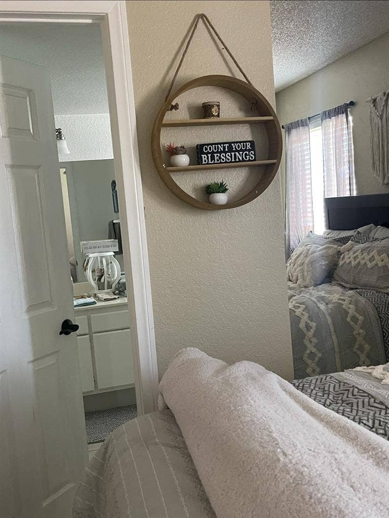 Room available in Redlands August 1