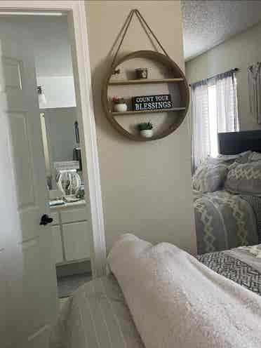 Room available in Redlands August 1