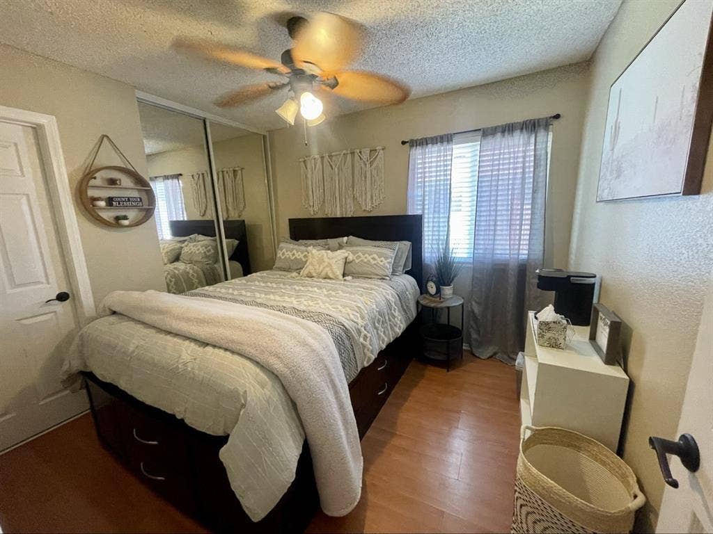 Room available in Redlands August 1