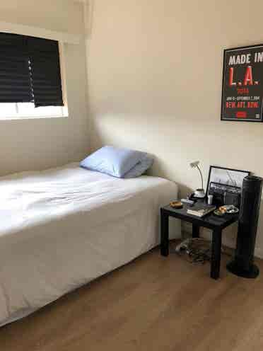 Sublet for single female occupantt
