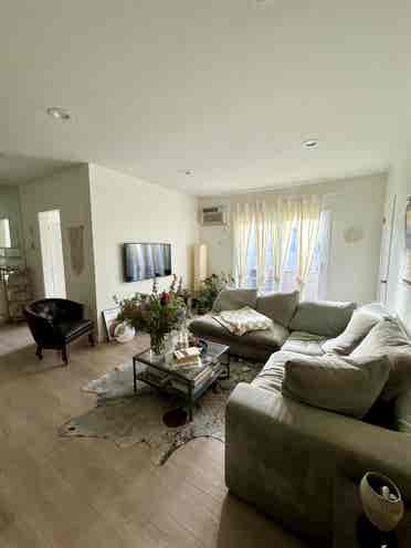 Sublet for single female occupantt