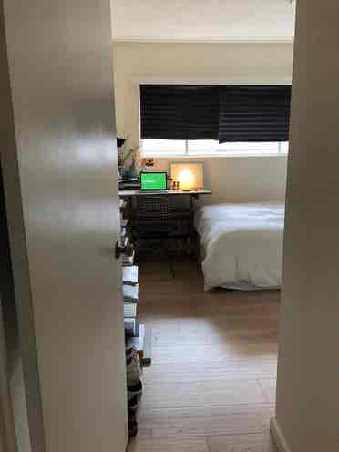 Sublet for single female occupantt