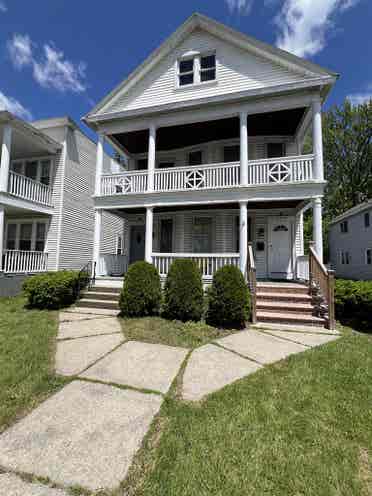 1 room for rent on New Scotland Ave