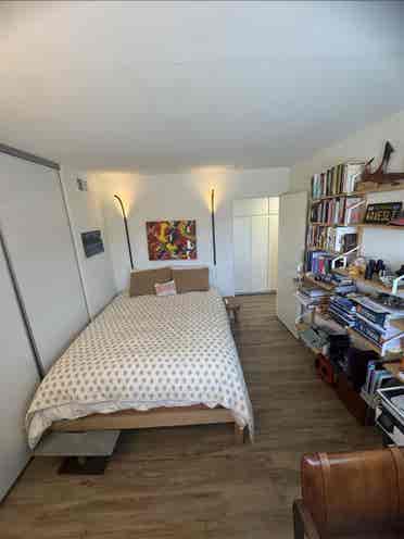 Room for Rent by Beach