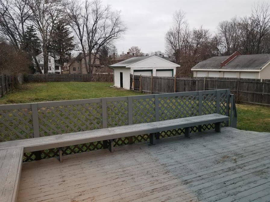 Female roommate wanted