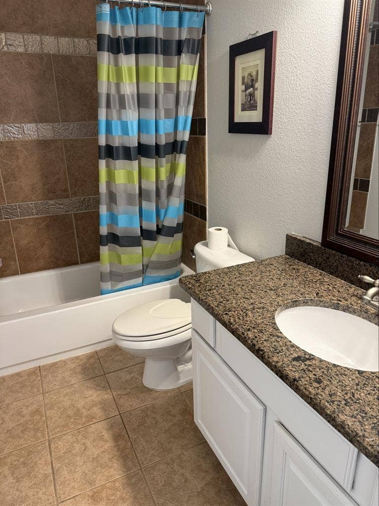 Rooms For Rent In House