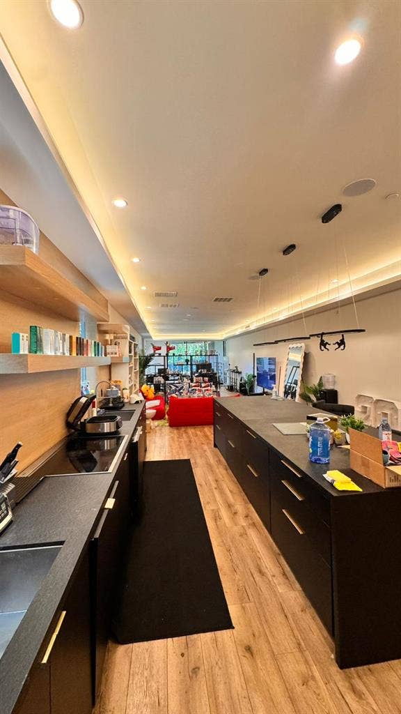 Huge Beverly hills house