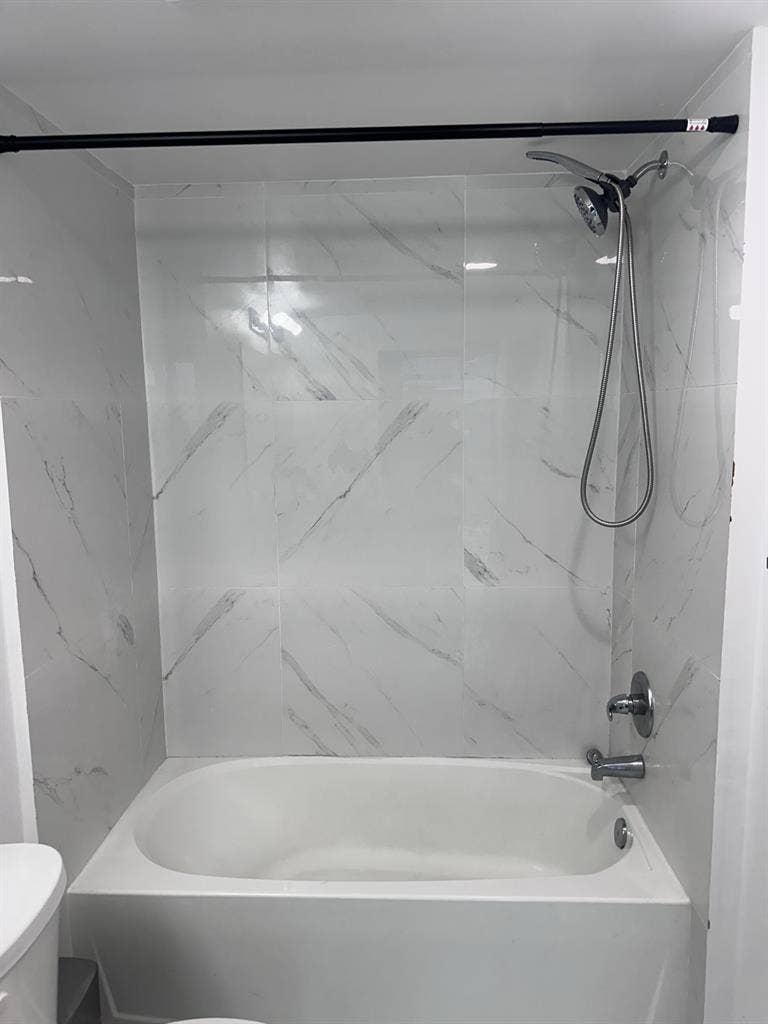 Room for Rent - Downtown Miami