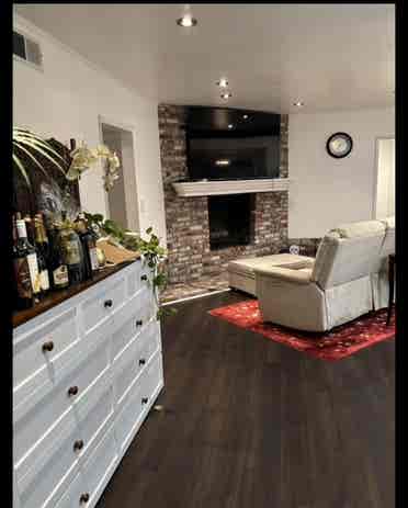 2 Beds available in 4 bedroom house
