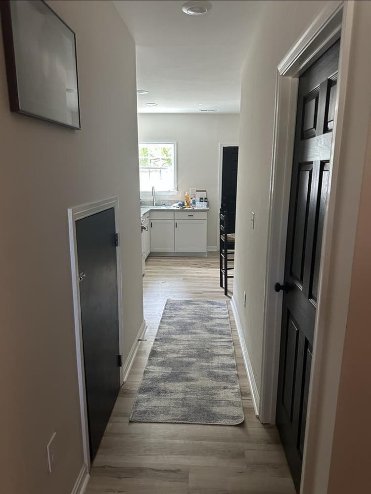 Room for rent- Read Read Read!!!