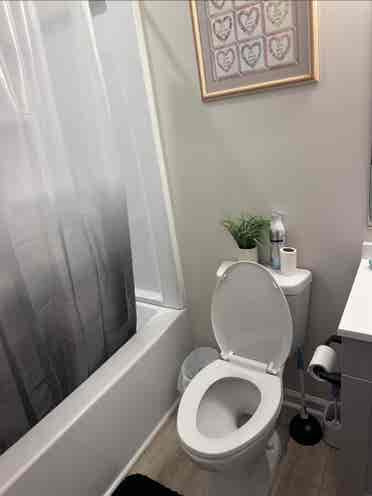 Room for rent- Read Read Read!!!