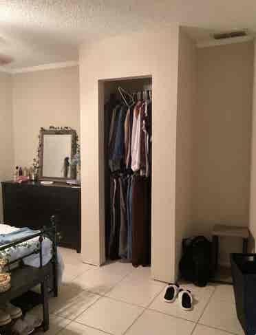 Private Room in Quiet Area