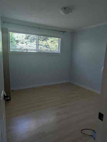 Seeking female roommate