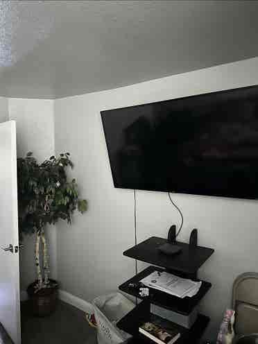 Room with bathroom for rent