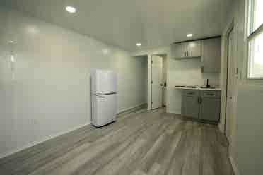 Efficiency para rentar   HIALEAH
