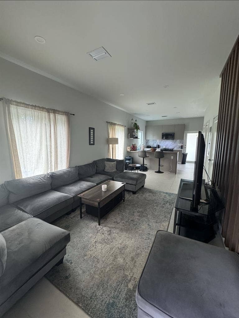BRAND NEW DUPLEX APARTMENT