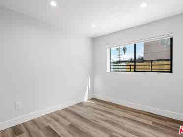 Room for rent with private bathroom