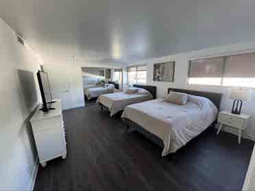 Beverly Hills beautiful apartment