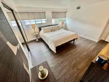 Offering room in Beverly Hills