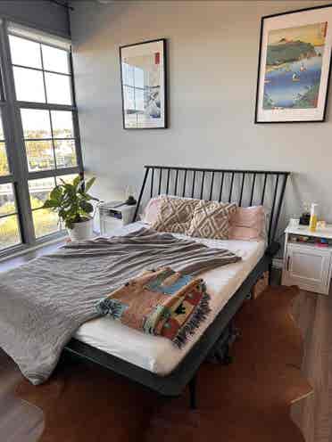 Looking for Roommate at Batch Yard