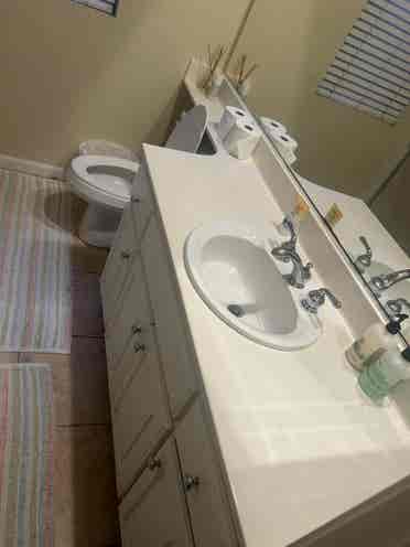 Medium Size Room in Hayward