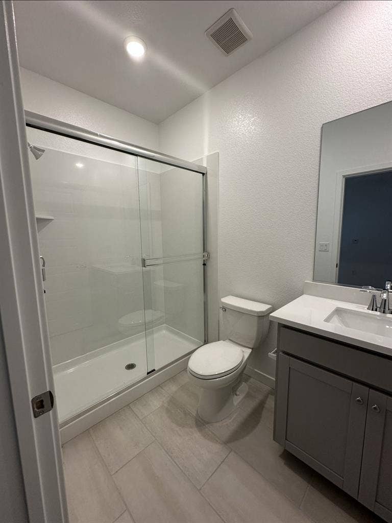 Private Bedroom in Brand New House
