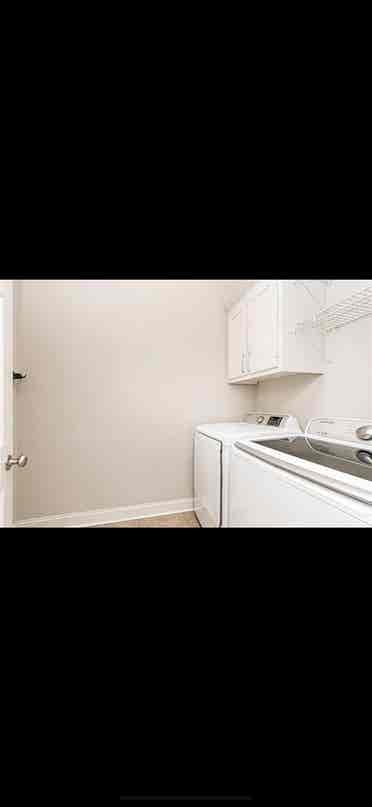 iso female roommate
