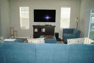 Private bedroom for rent.