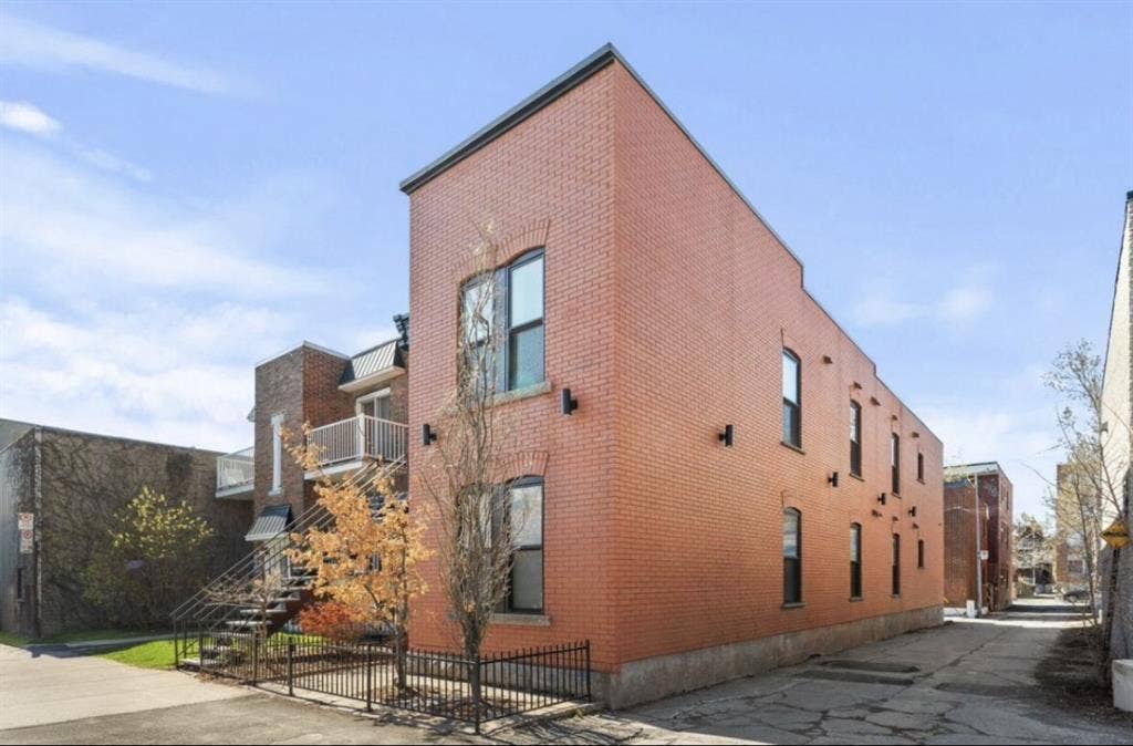 3 bedrooms on The Plateau