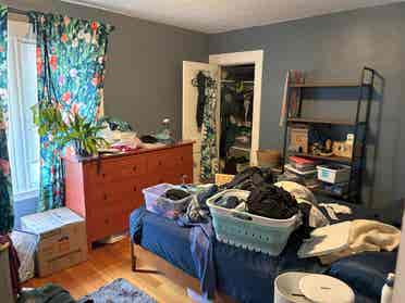 Room Available in 2BD – Davis Sq