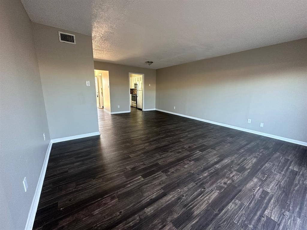 2 bed condominiums apartment rent