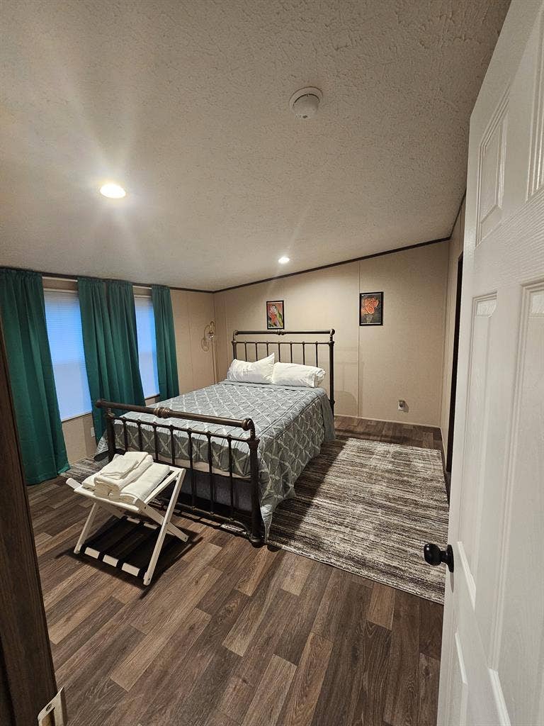 Looking for Roommate - James Island