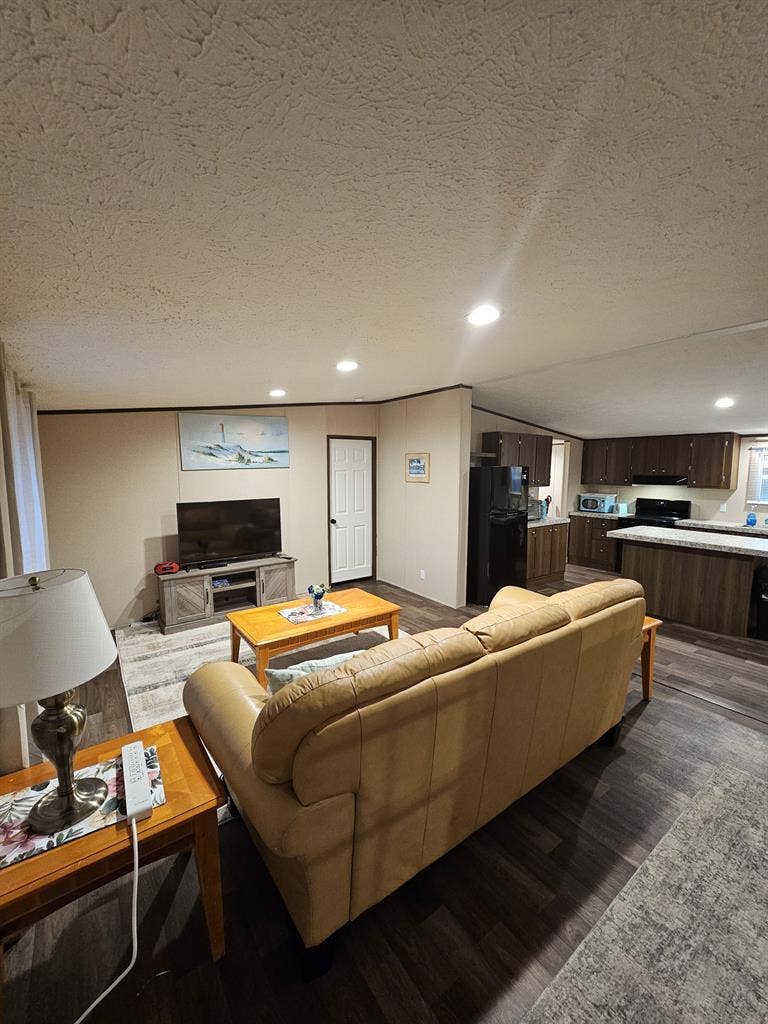Looking for Roommate - James Island