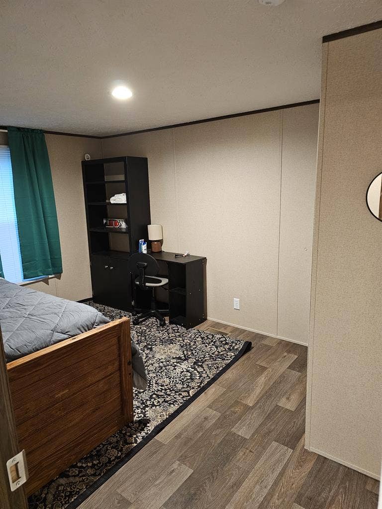 Looking for Roommate - James Island