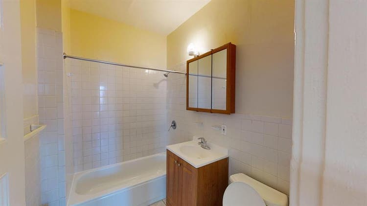 1 BR in Boston